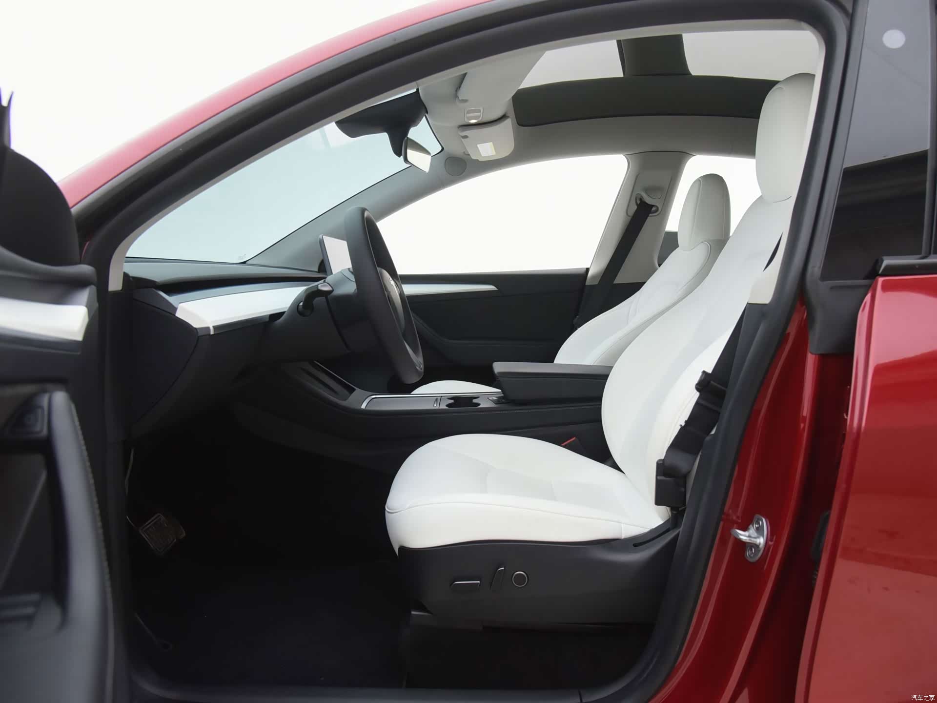 Tesla Model Y, 2023 8