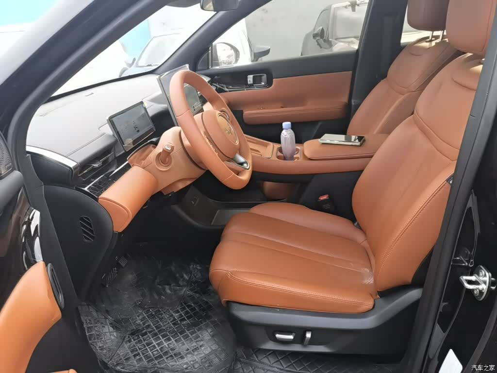 Wuling Starlight, 2025 15