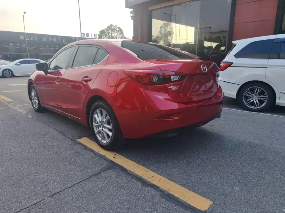 Mazda 3 Angkesaila