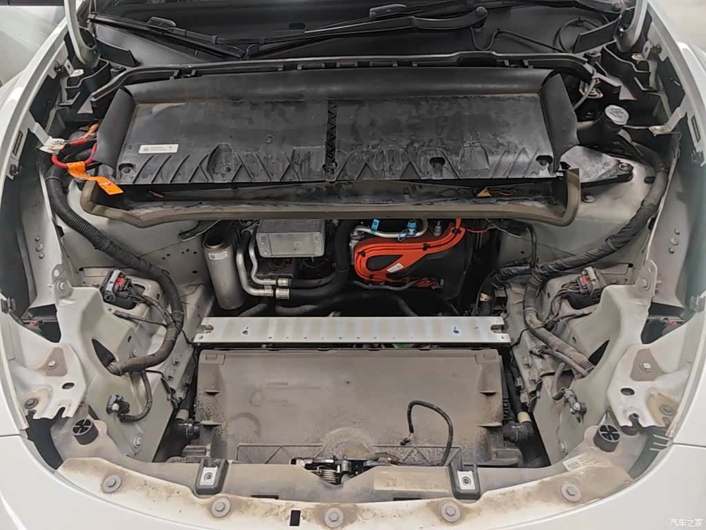 Tesla Model Y, 2021 20