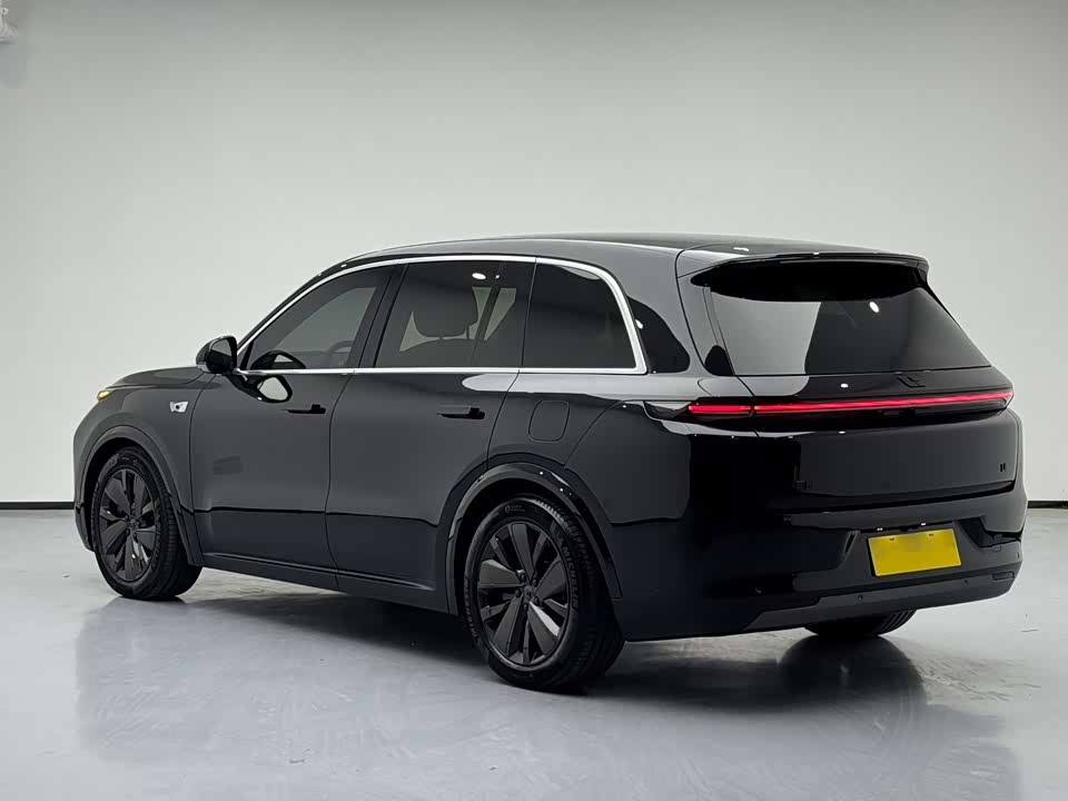 Li Auto Ideal L8
