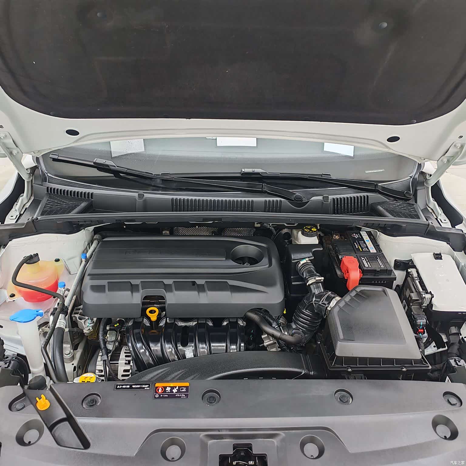 Geely Emgrand, 2021 19