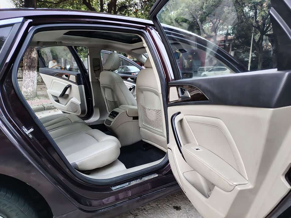 Zotye Z700 Zotye Z700