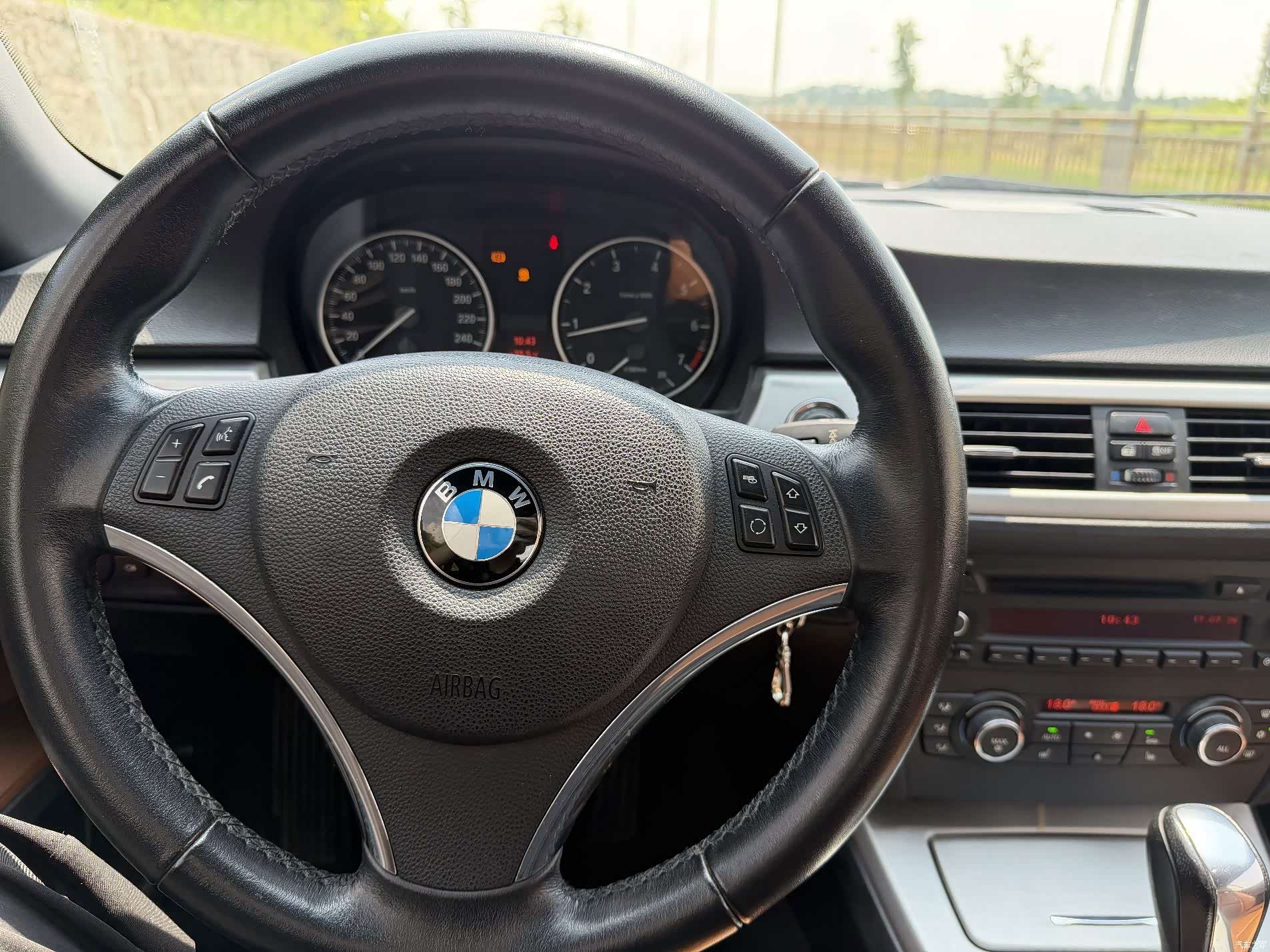 BMW 3 Series, 2012 11