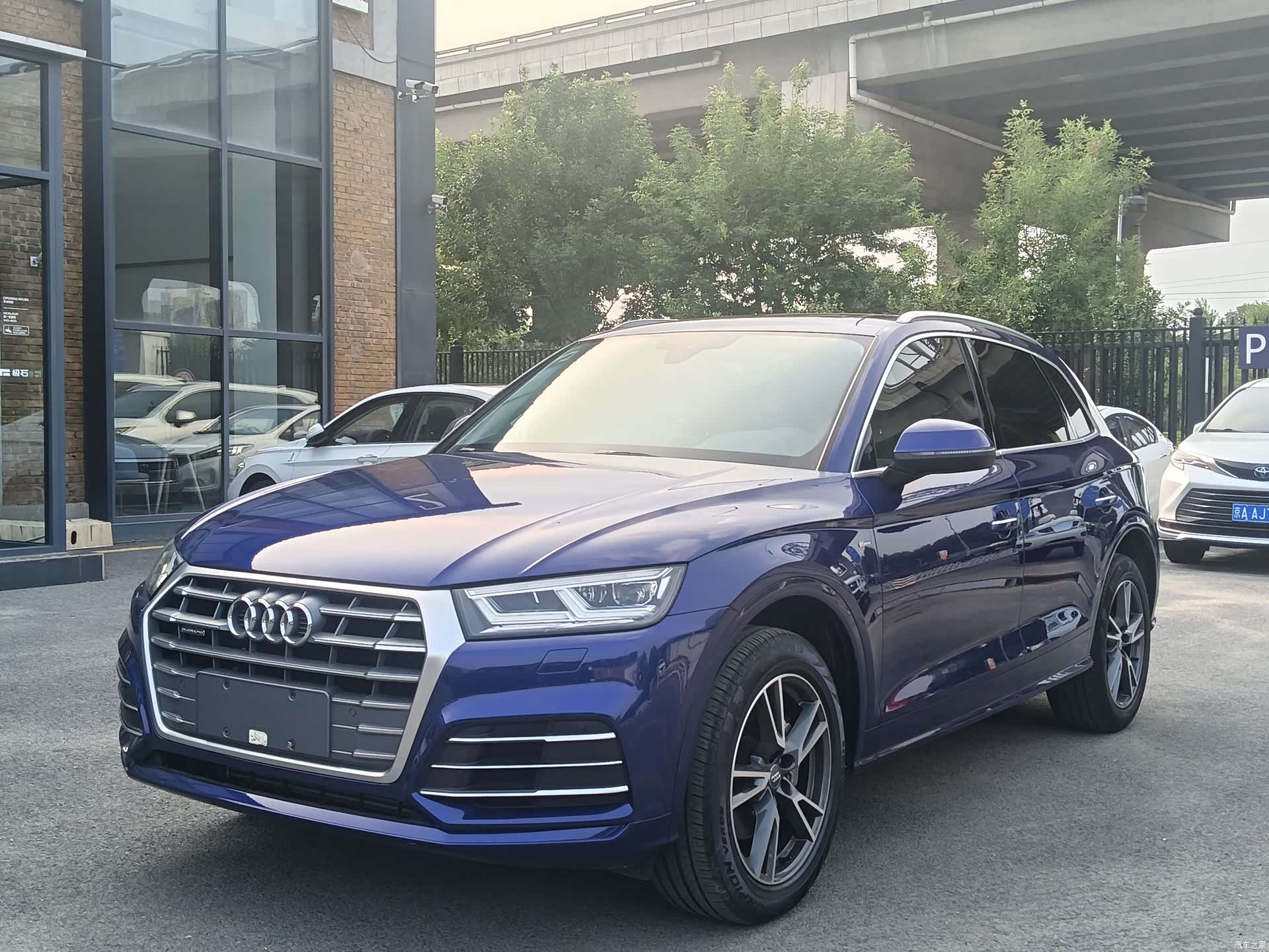 Audi Q5L, 2019 1