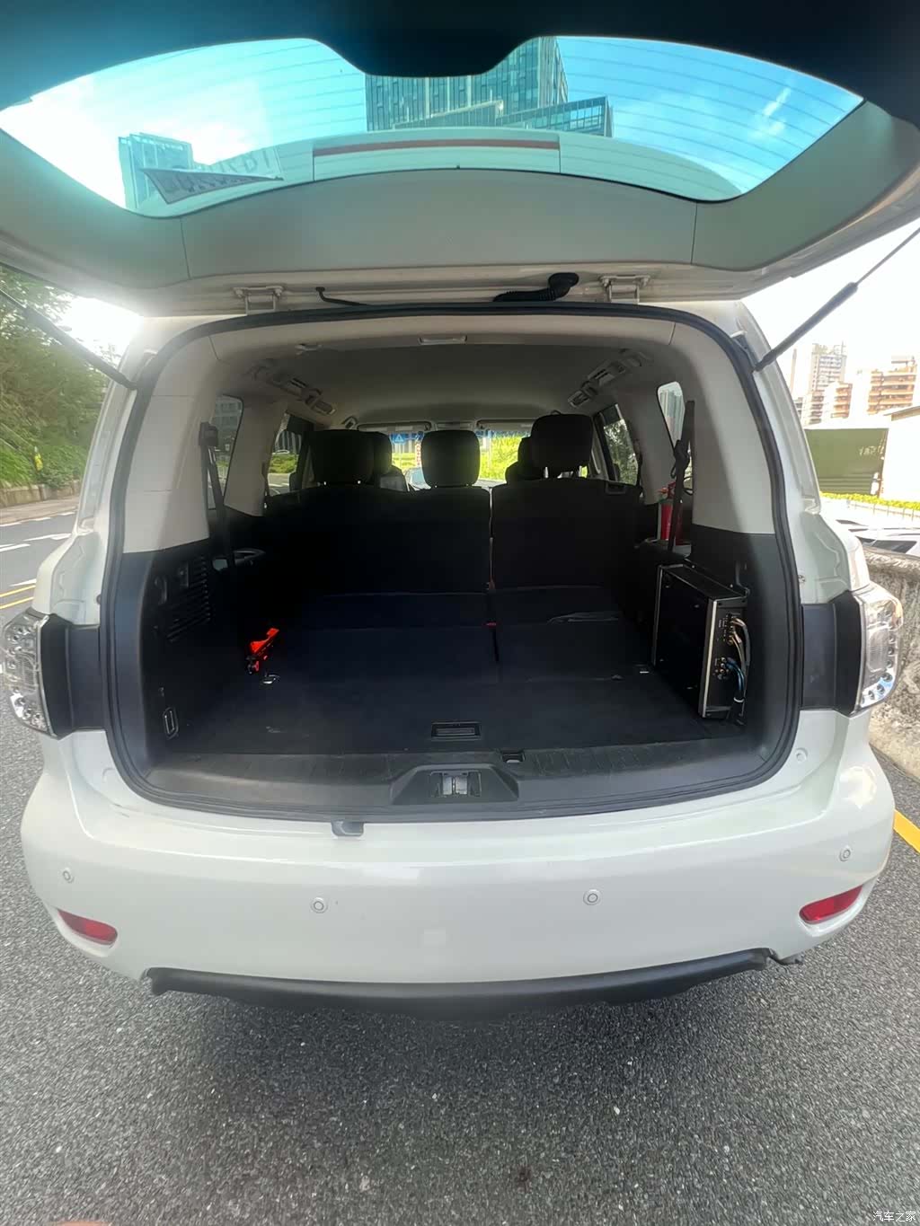 Nissan Patrol, 2017 10