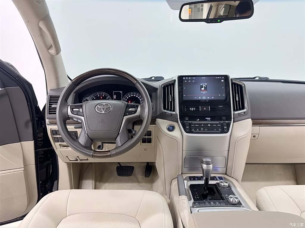 Toyota Land Cruiser, 2020 12