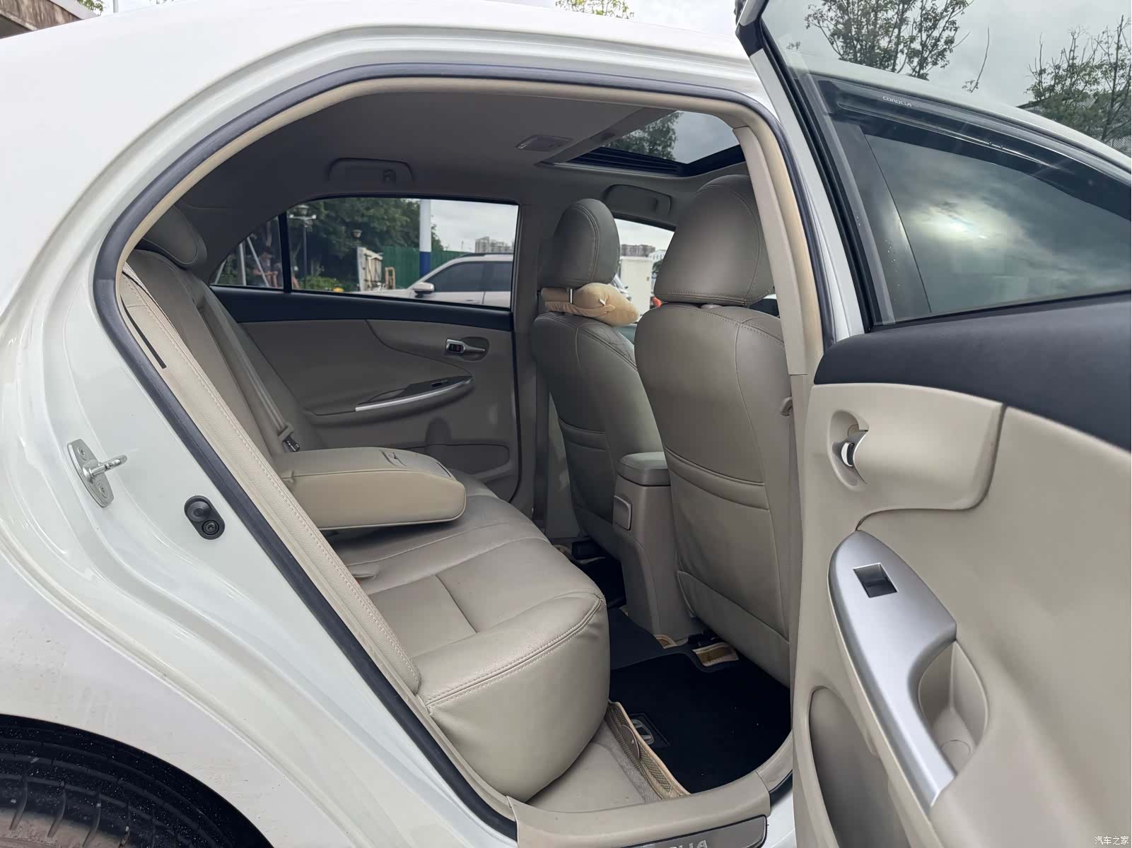 Toyota Corolla, 2013 9