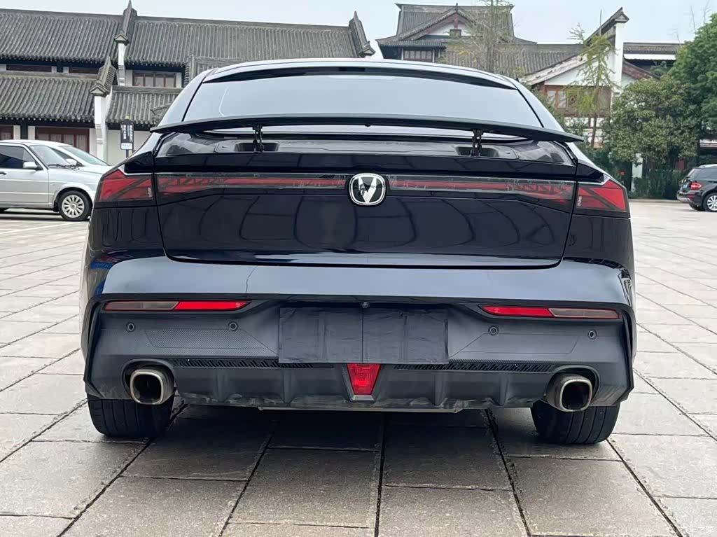 Changan UNI-V, 2022 4