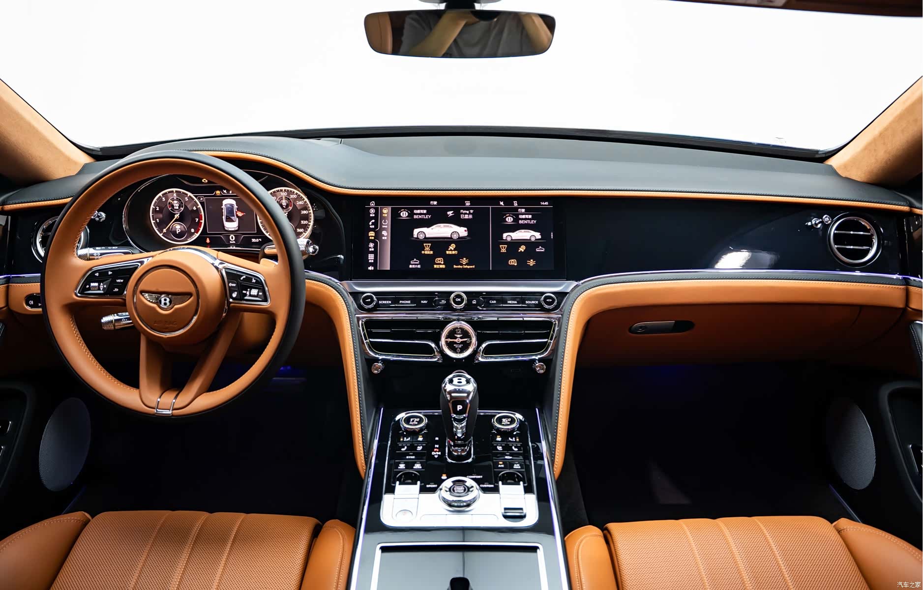 Bentley Flying Spur, 2023 6