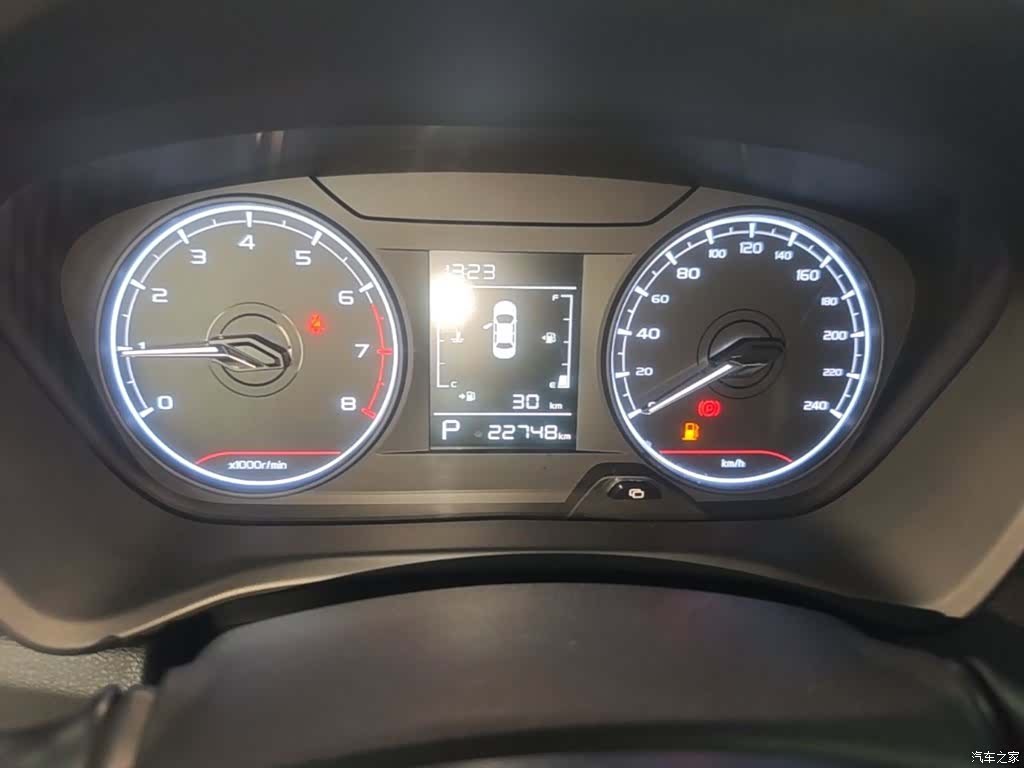 Geely X3, 2021 12