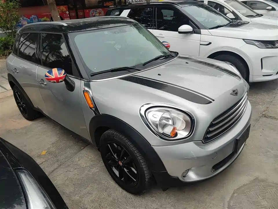 MINI COUNTRYMAN