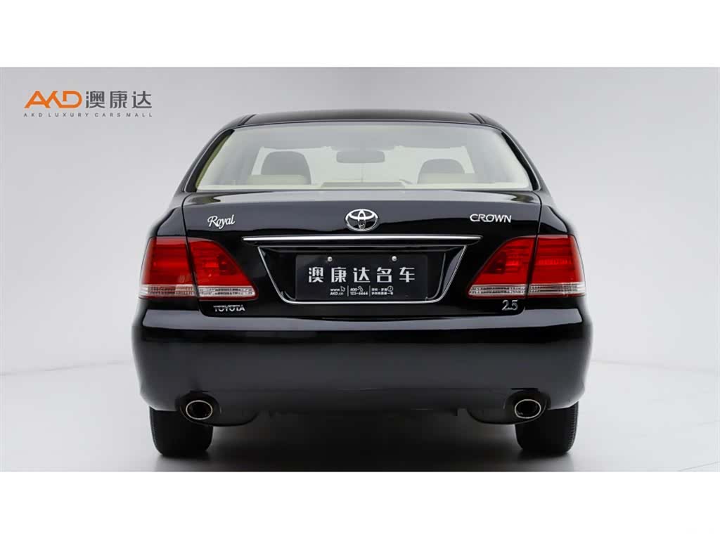 Toyota Crown, 2008 4