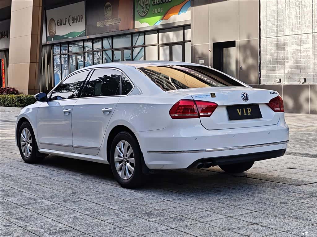 Volkswagen Passat, 2012 16