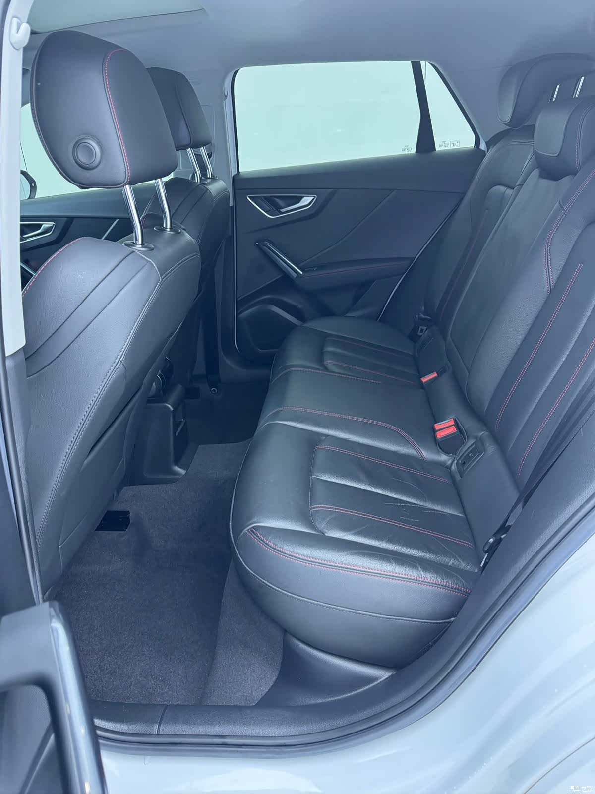 Audi Q2L, 2022 12