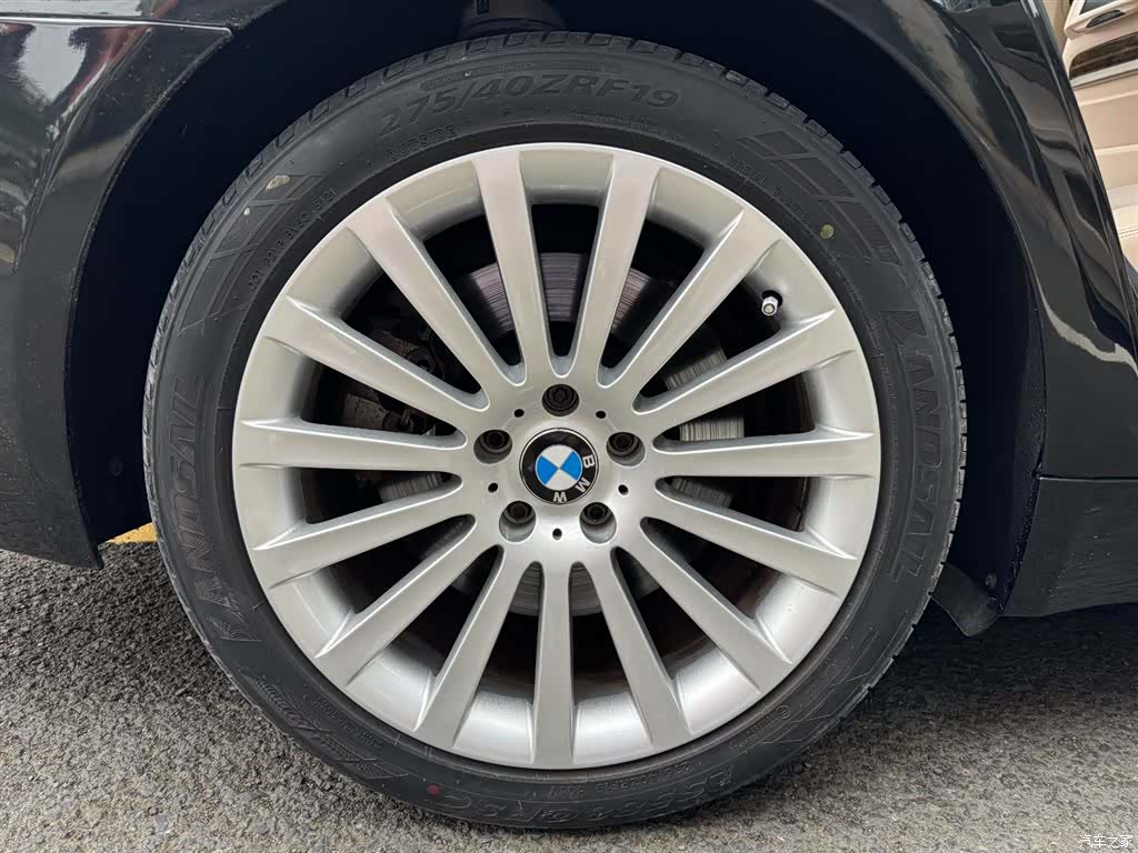BMW 7 Series, 2011 15