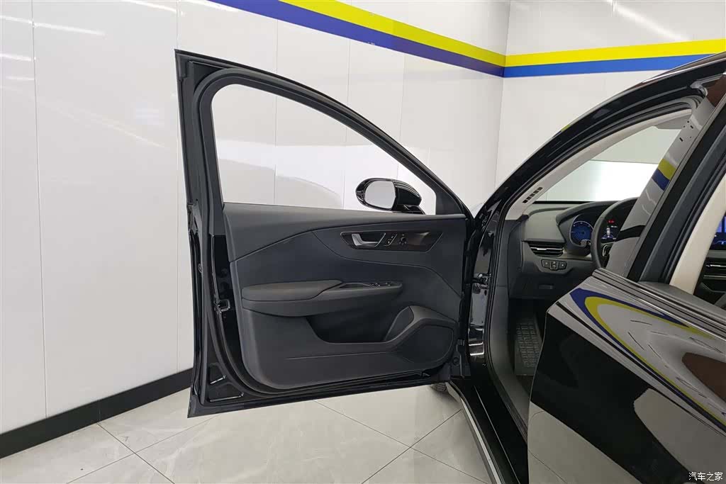 Hongqi QM5, 2024 7