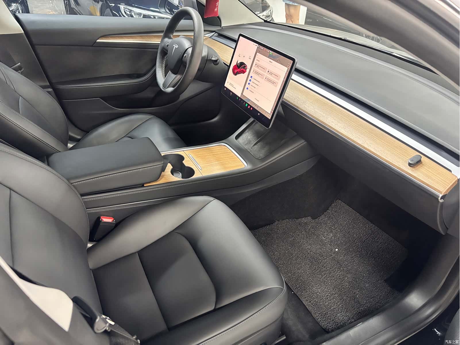 Tesla Model 3, 2021 12