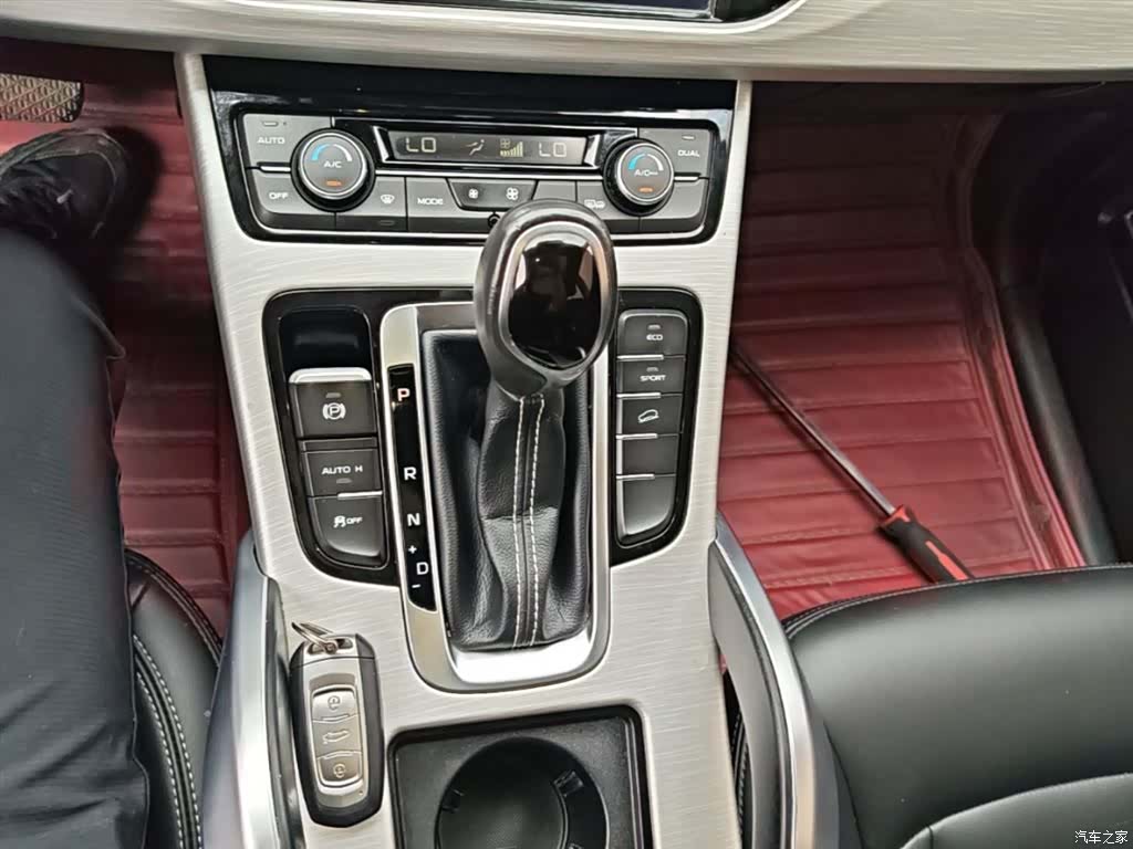 Geely Boyue, 2019 14