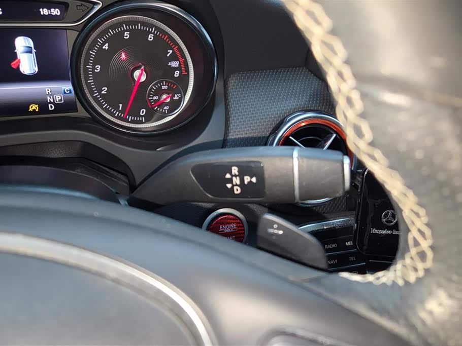Mercedes-Benz GLA Mercedes-Benz GLA