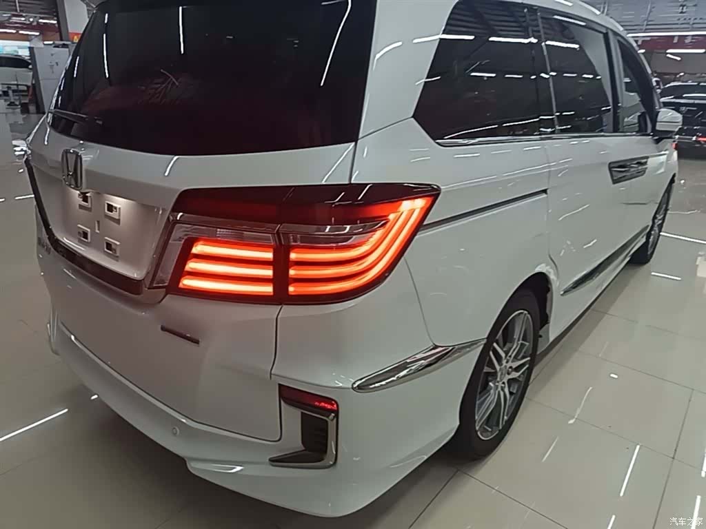 Honda Elysion, 2021 8
