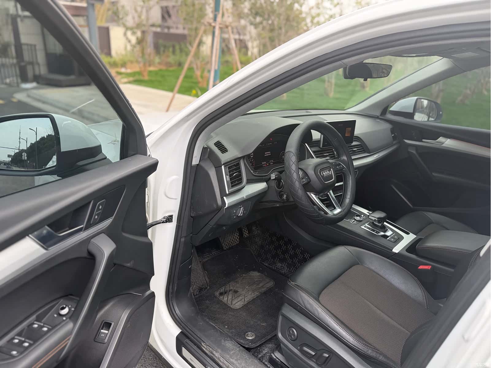 Audi Q5L, 2019 9