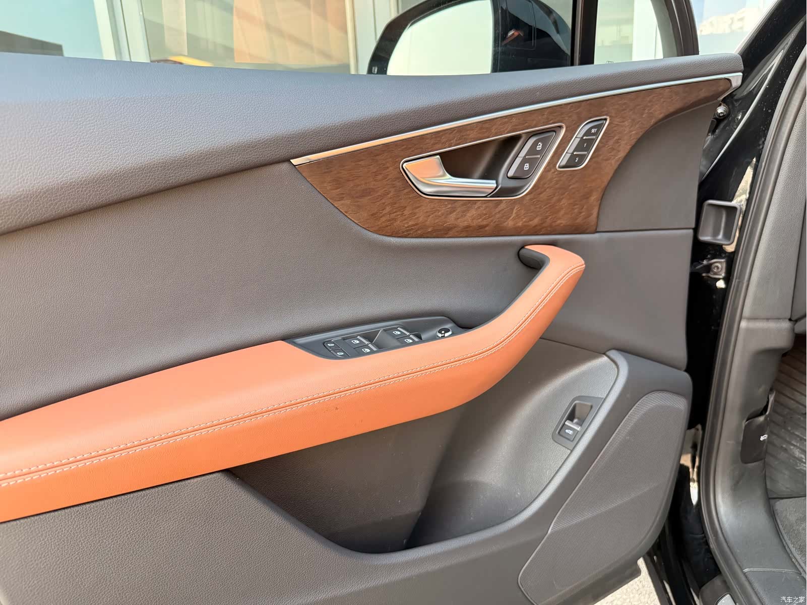 Audi Q7, 2025 12
