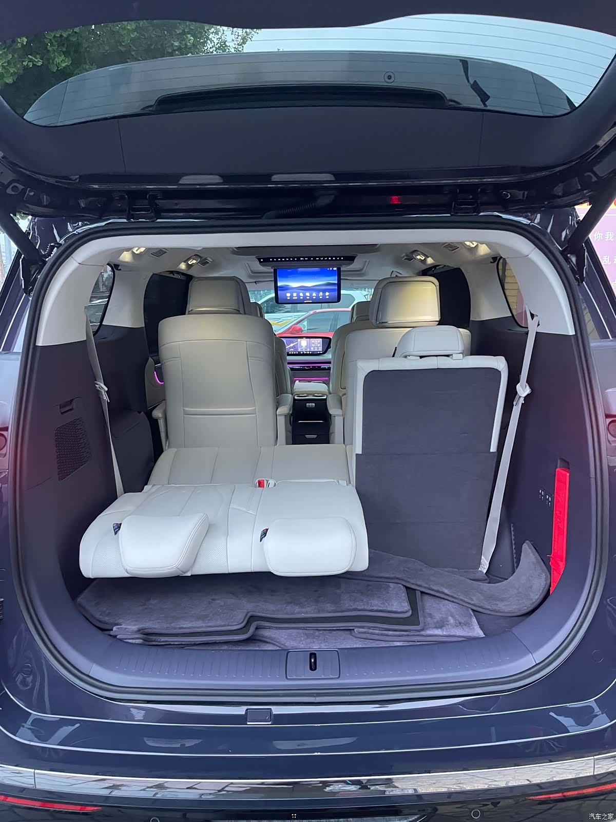 Buick GL8, 2025 11