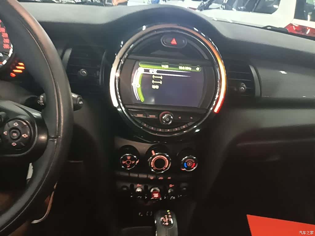 Mini Cooper, 2015 13
