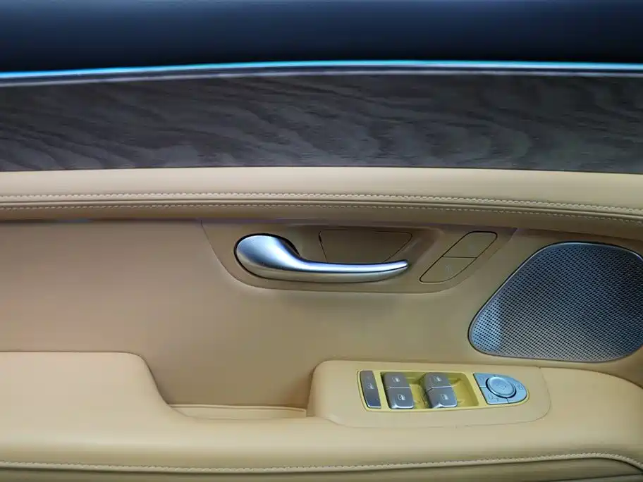 AITO Ask the world M5