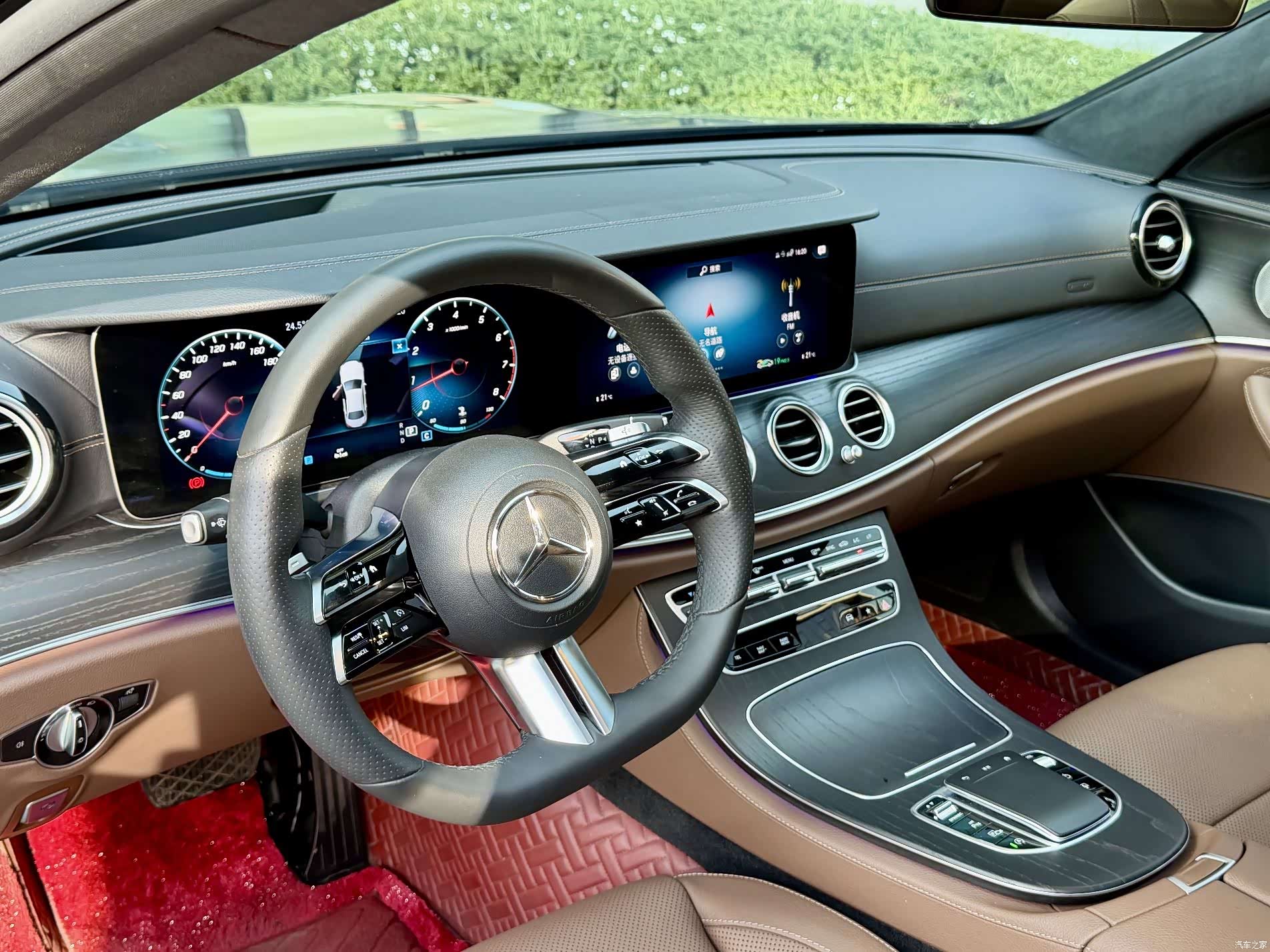 Mercedes-Benz E-Class, 2021 10