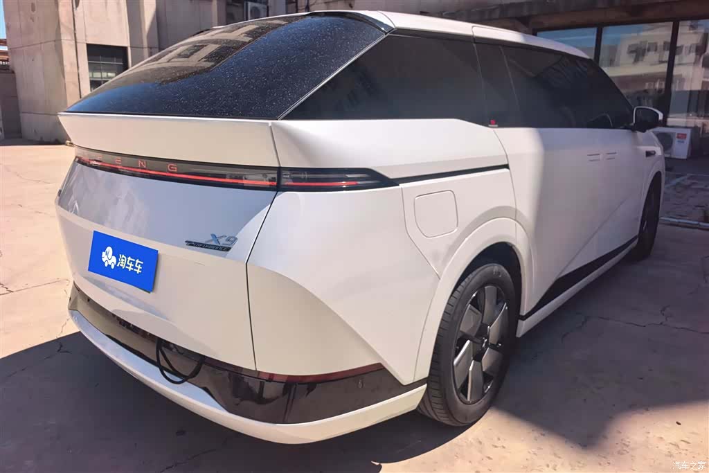 Xpeng X9, 2024 3