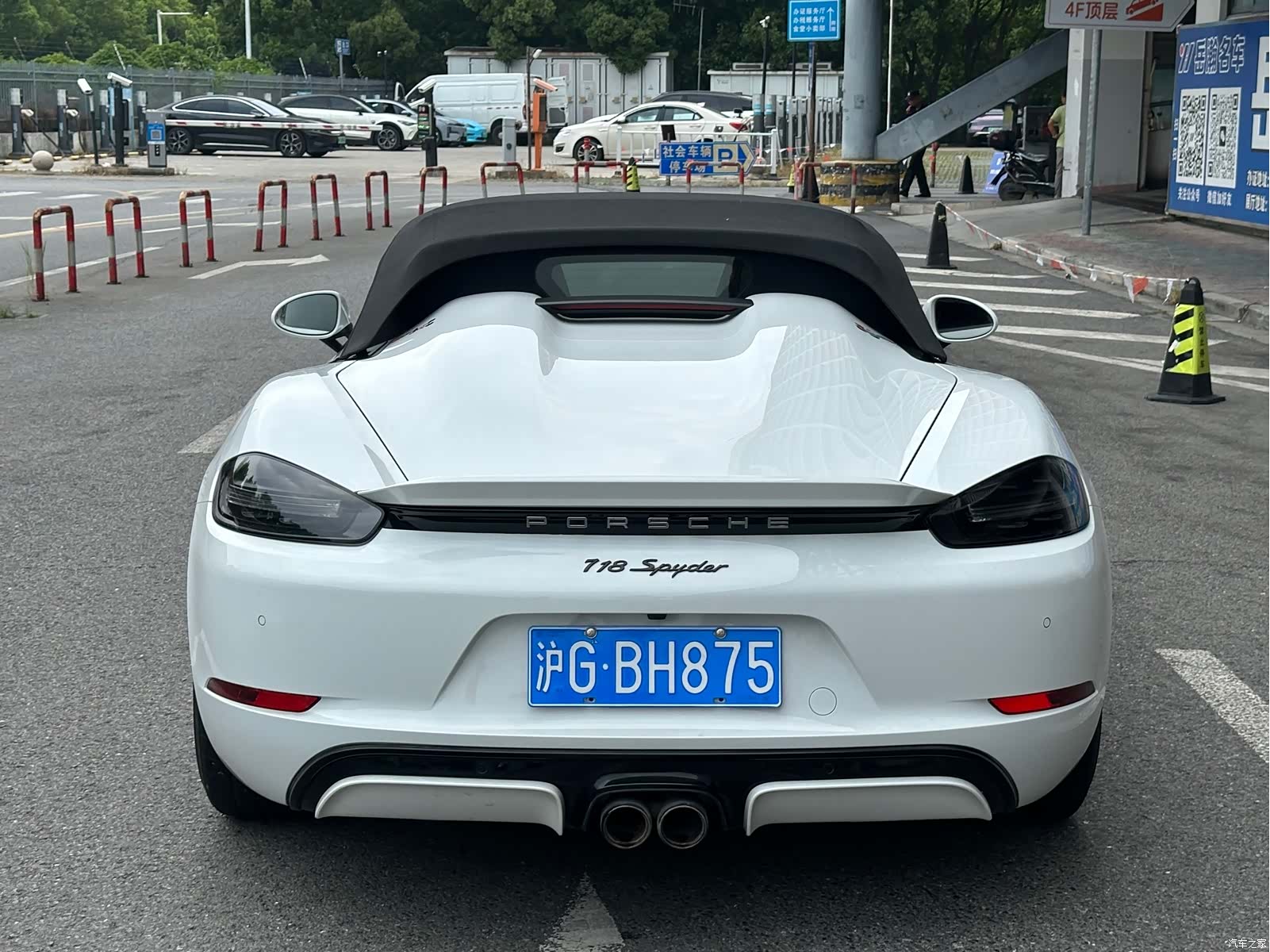 Porsche 718, 2023 10