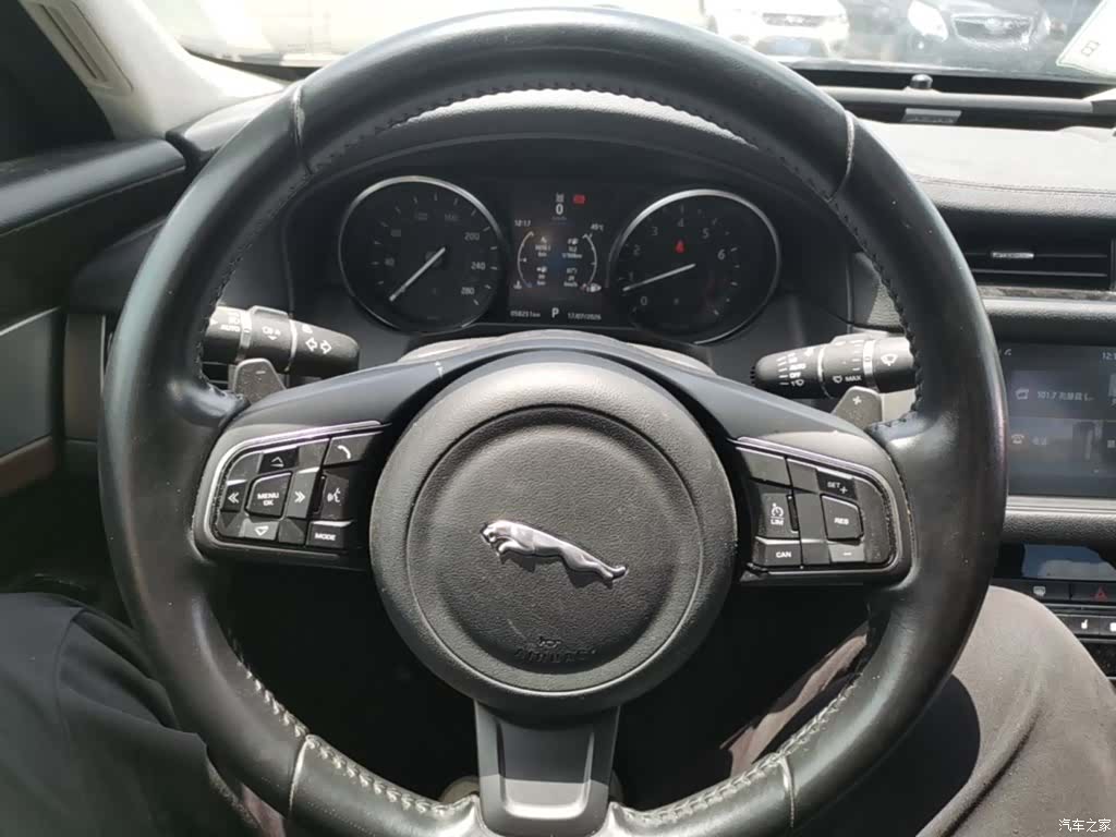 Land Rover XFL, 2017 11