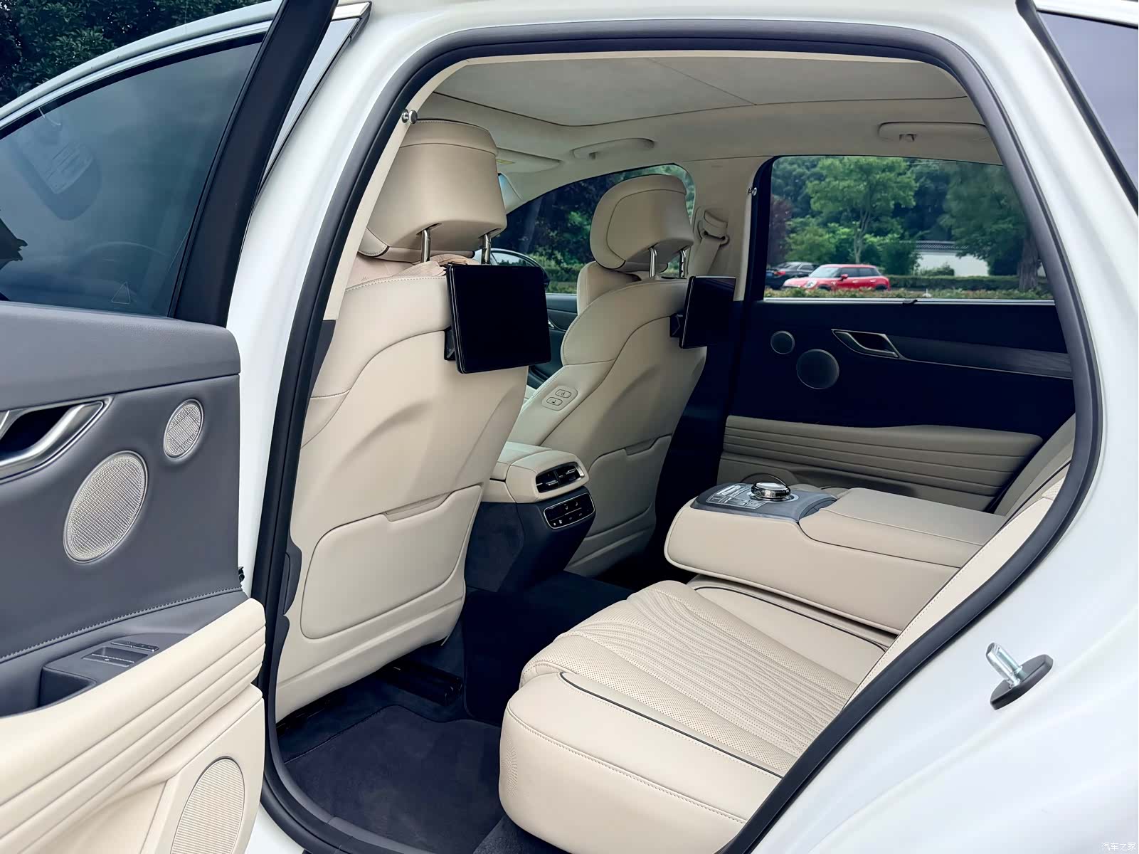 Genesis G80, 2023 13