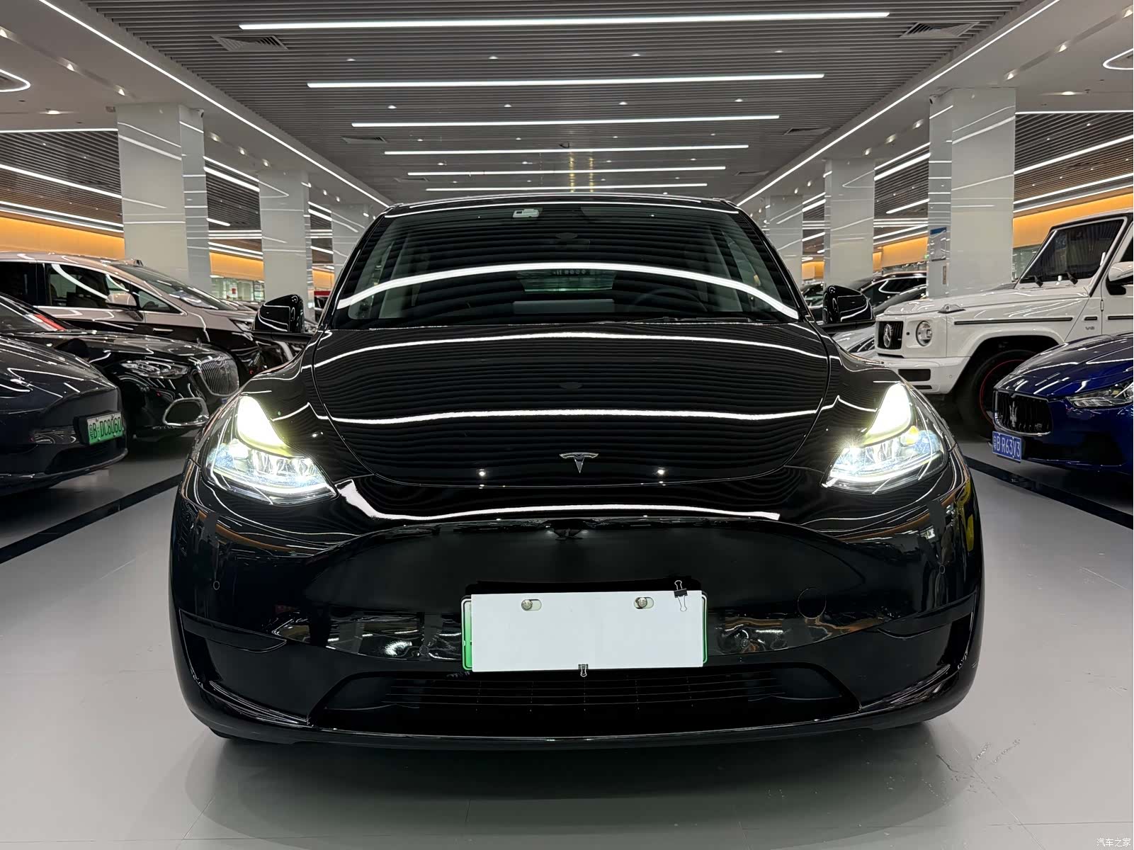 Tesla Model Y, 2022 2