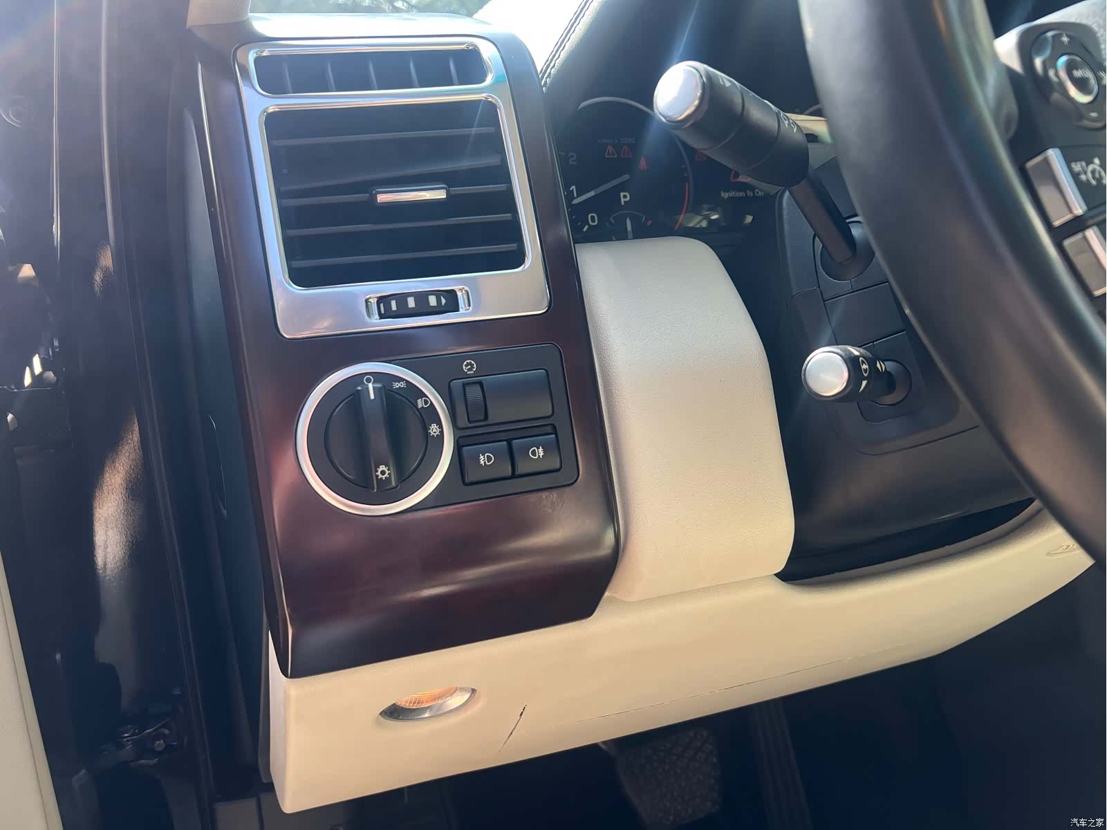 Land Rover Range Rover, 2012 15