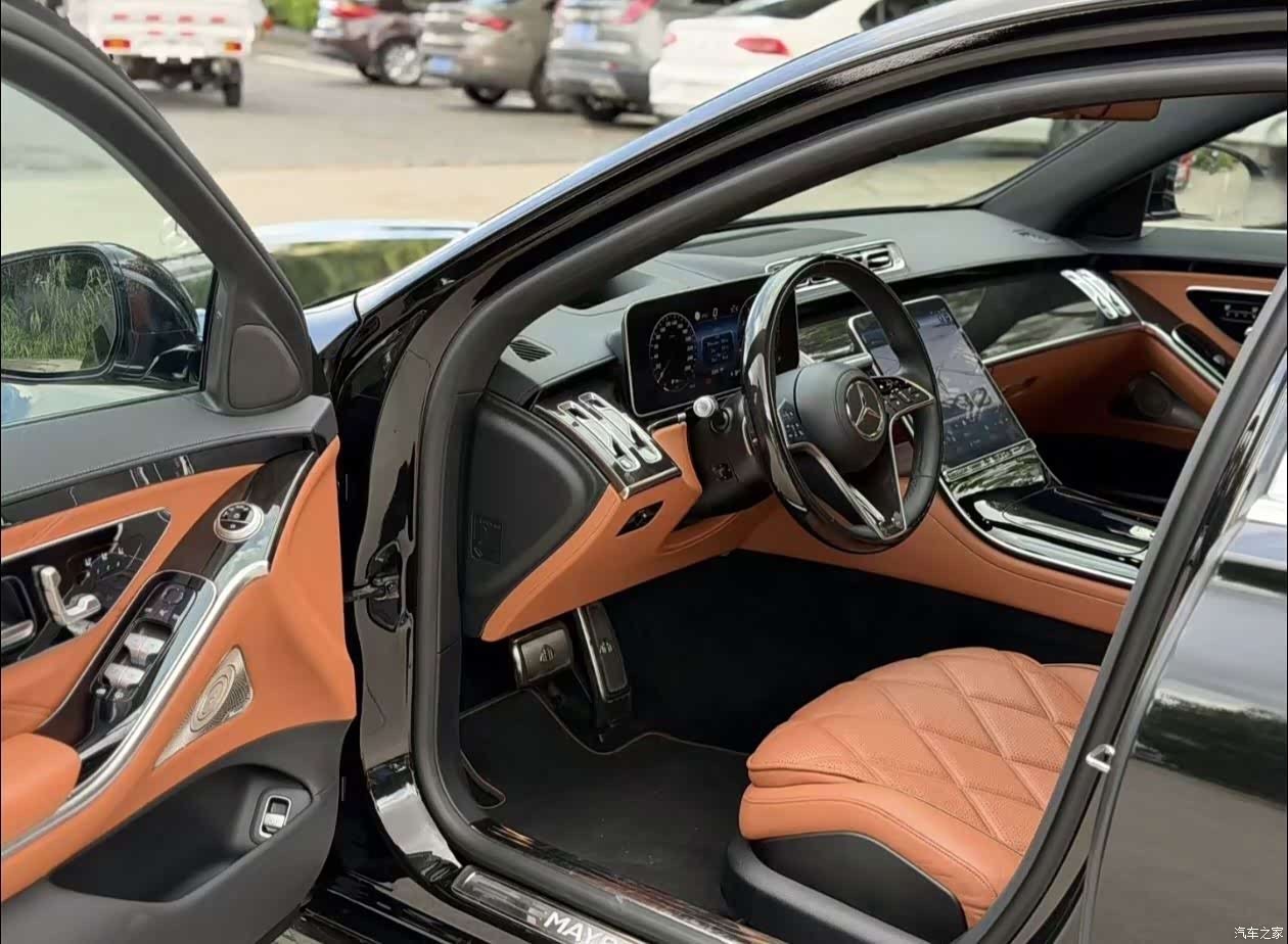 Maybach S-Class, 2021 4