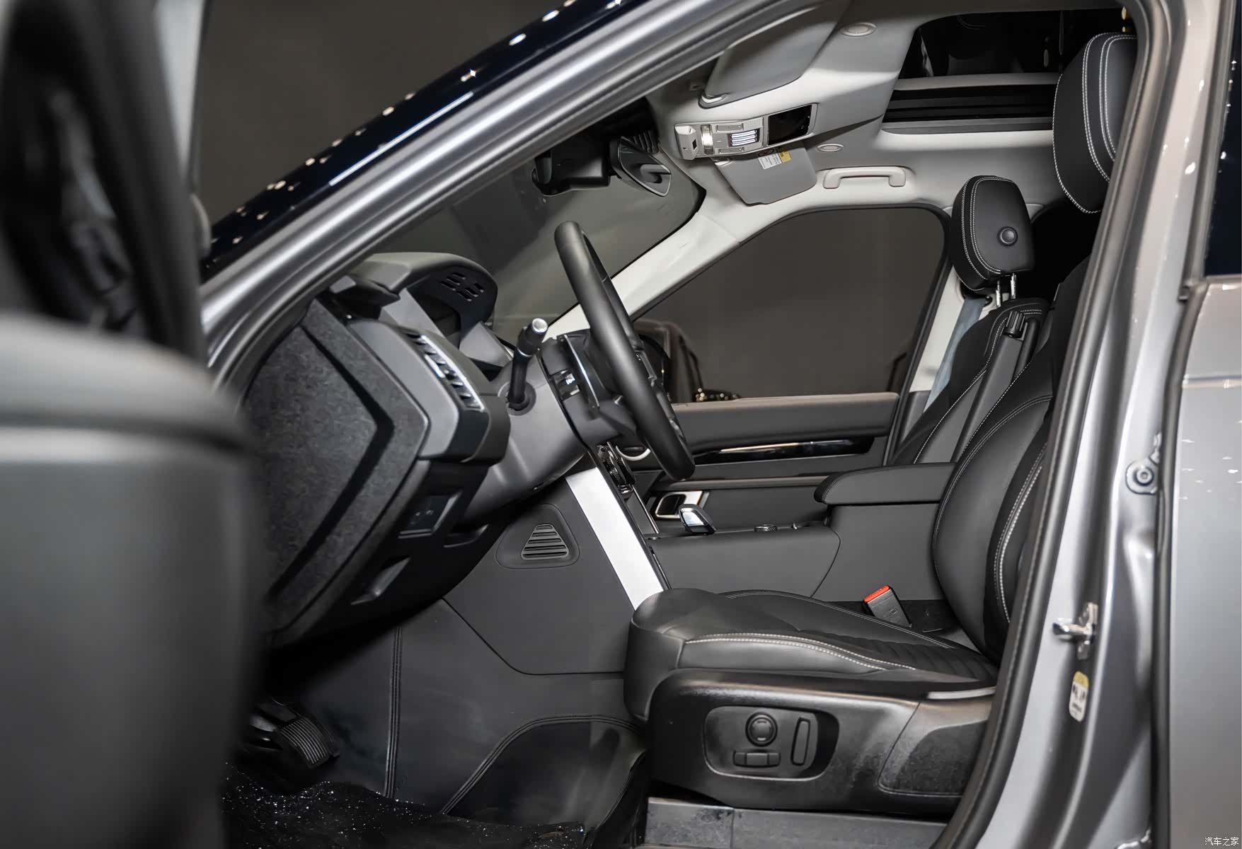 Land Rover Discovery, 2024 11