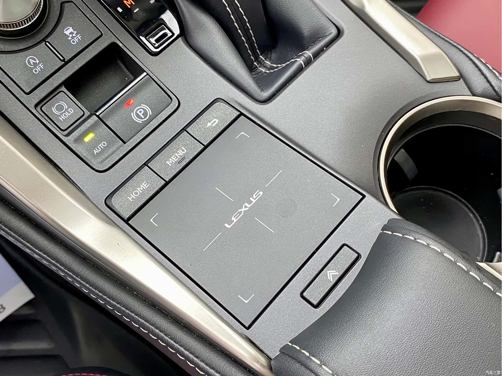 Lexus NX, 2021 15
