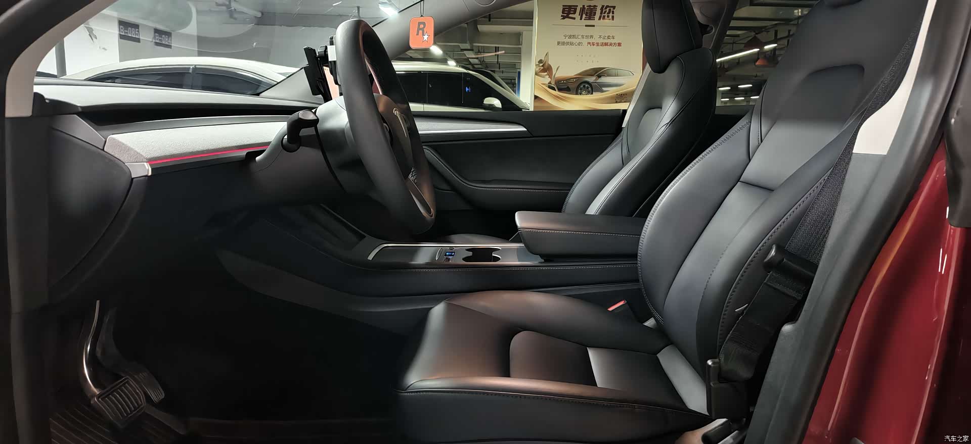 Tesla Model Y, 2023 все фото