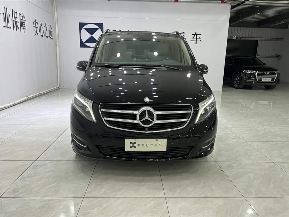 Mercedes-Benz V-class