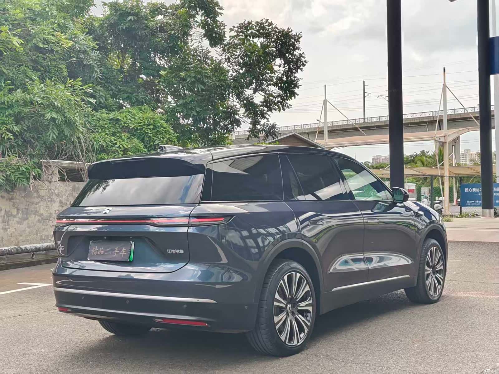 NIO ES8, 2024 9