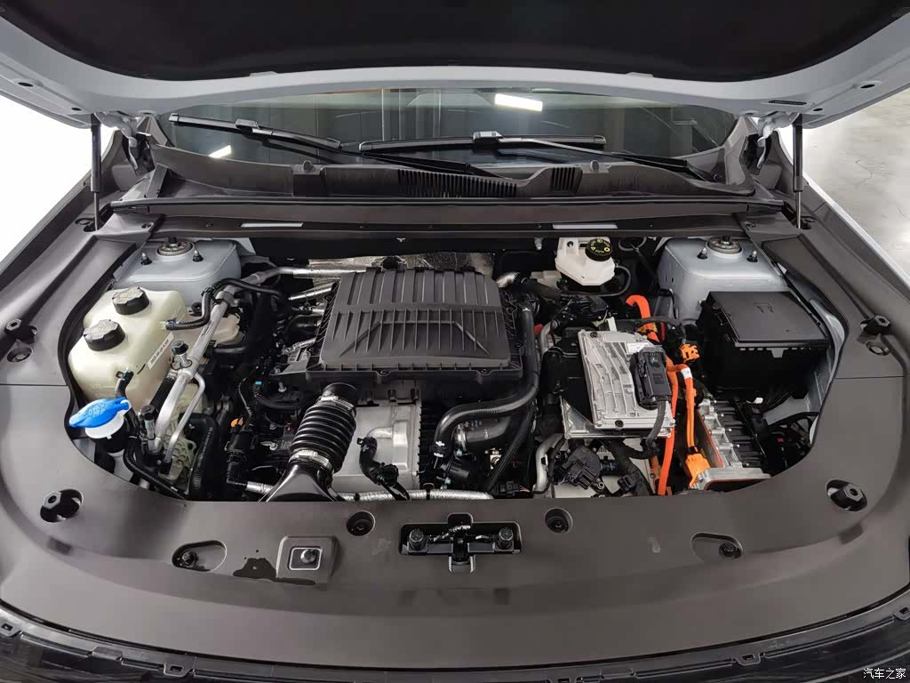 Jetour L7, 2025 6
