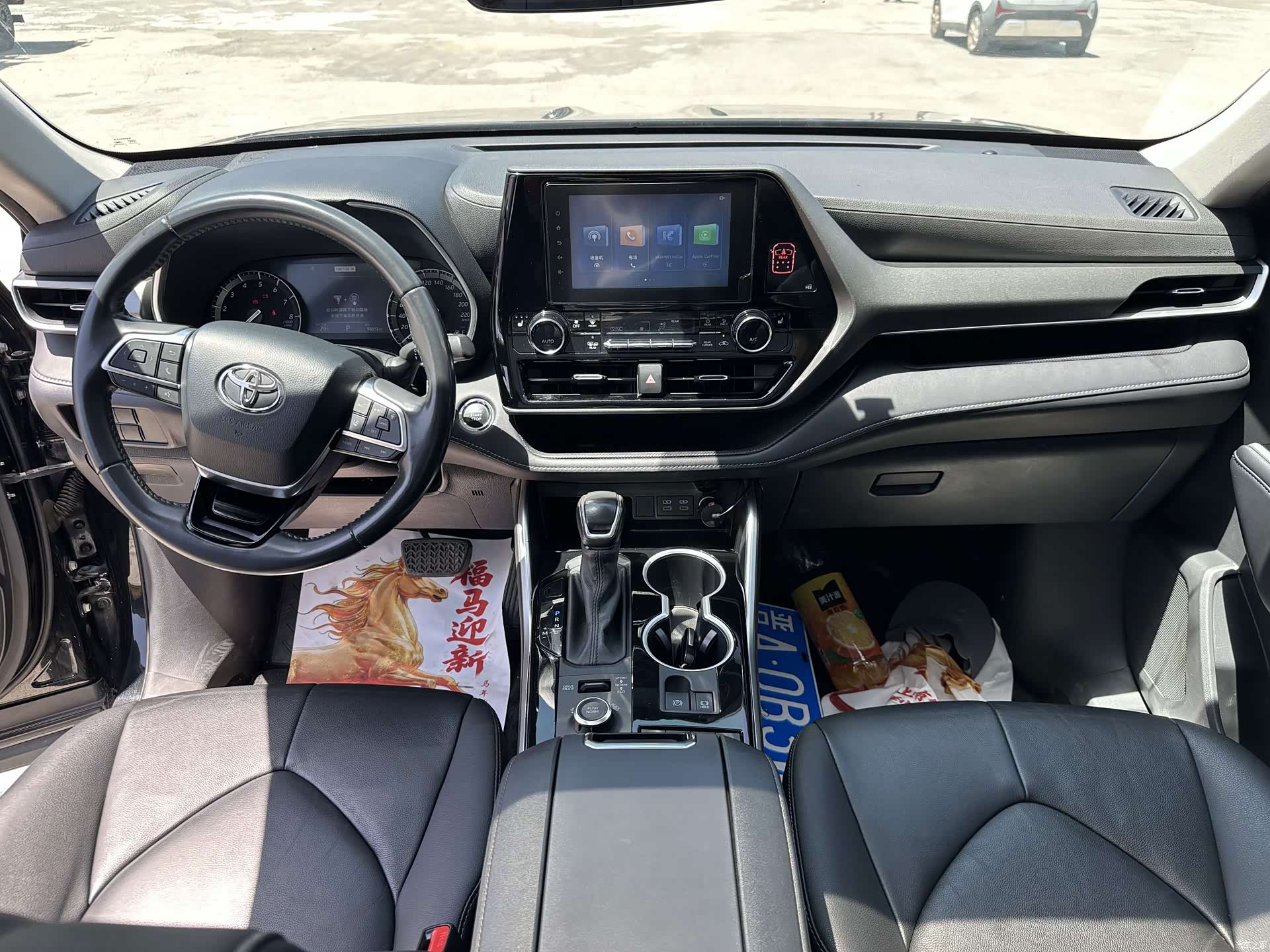 Toyota Highlander, 2023 все фото