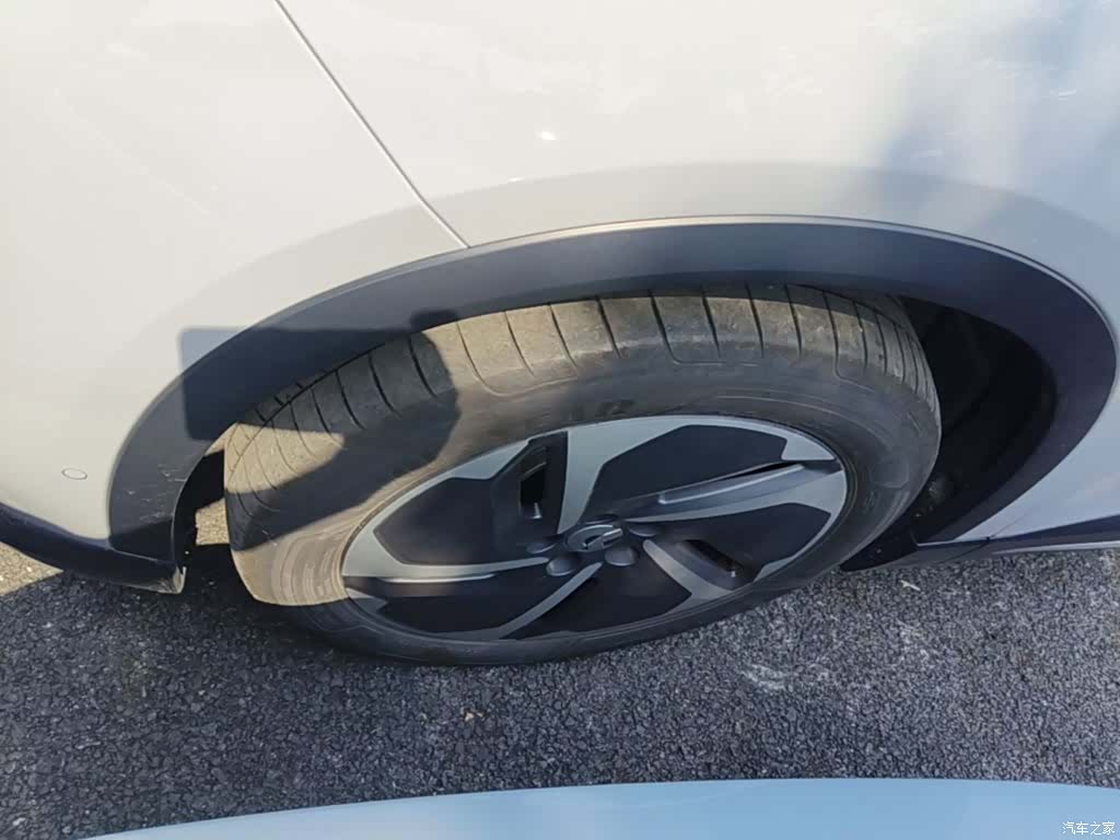 NIO ES6, 2025 25