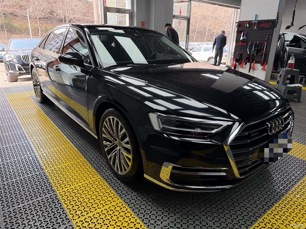 Audi A8L, 2020 3