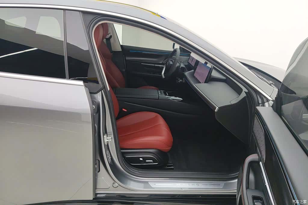 Xpeng P7, 2021 8