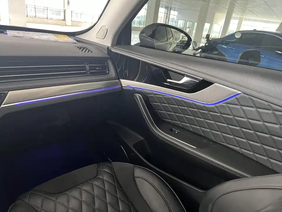 Hongqi HS5 Hongqi HS5