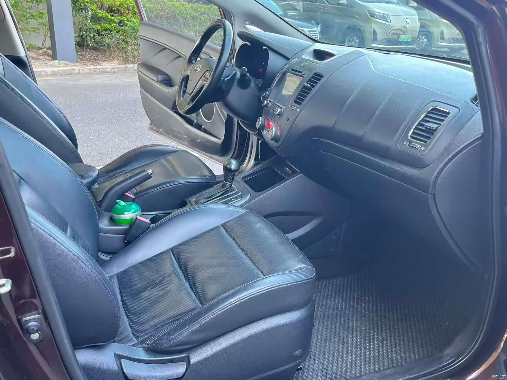 Kia K3, 2013 7